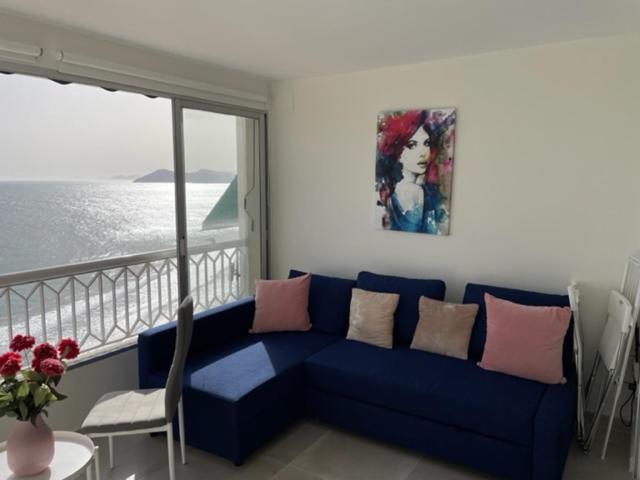 Precioso Apartamento A Estrenar En Primera Linea De Playa Benidorm Kültér fotó