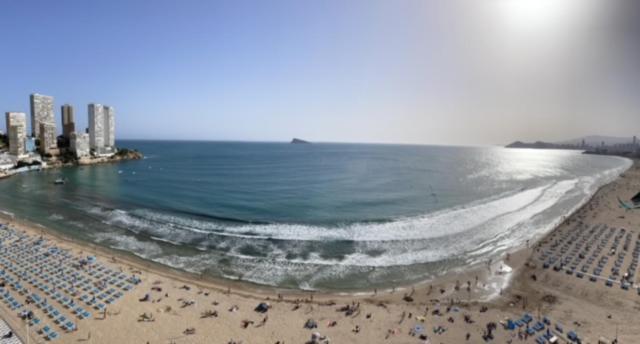 Precioso Apartamento A Estrenar En Primera Linea De Playa Benidorm Kültér fotó
