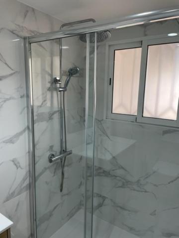 Precioso Apartamento A Estrenar En Primera Linea De Playa Benidorm Kültér fotó