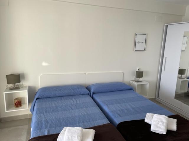 Precioso Apartamento A Estrenar En Primera Linea De Playa Benidorm Kültér fotó