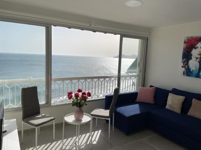 Precioso Apartamento A Estrenar En Primera Linea De Playa Benidorm Kültér fotó